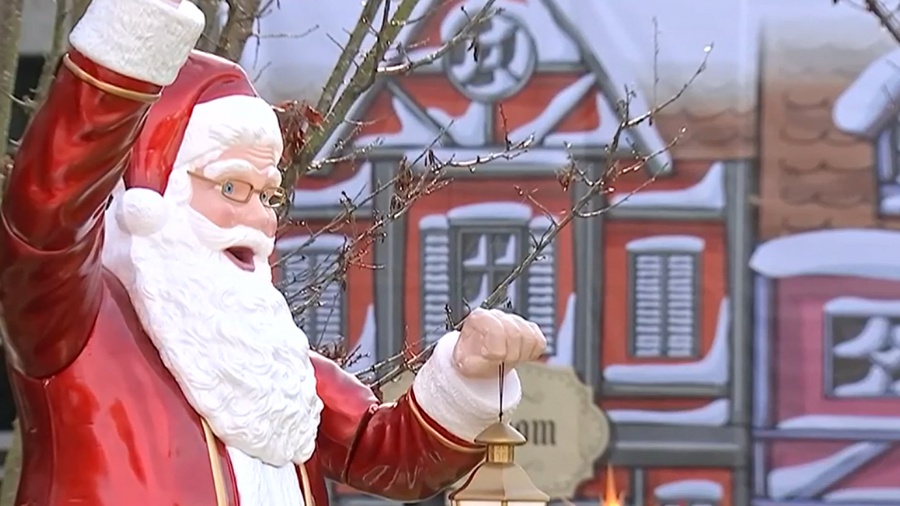 Image: A Santa Claus display can be seen ahead of the opening of the Seattle Christmas Market in No...