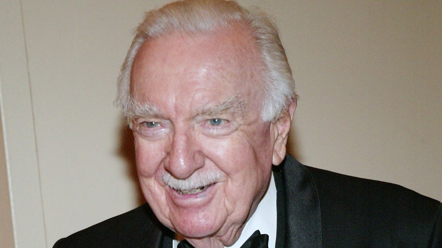 Image: Walter Cronkite attends the International Radio And Television Society Foundation's 2004 Gol...