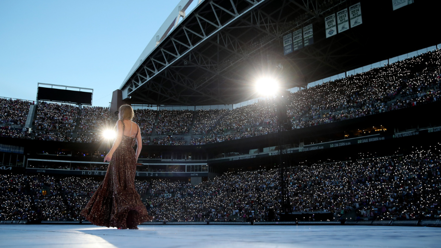 Taylor Swift performs onstage during the Taylor Swift | The Eras Tour at Lumen Field on July 22, 20...